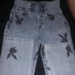 Playboy Mom/boyfriend jeans size 25